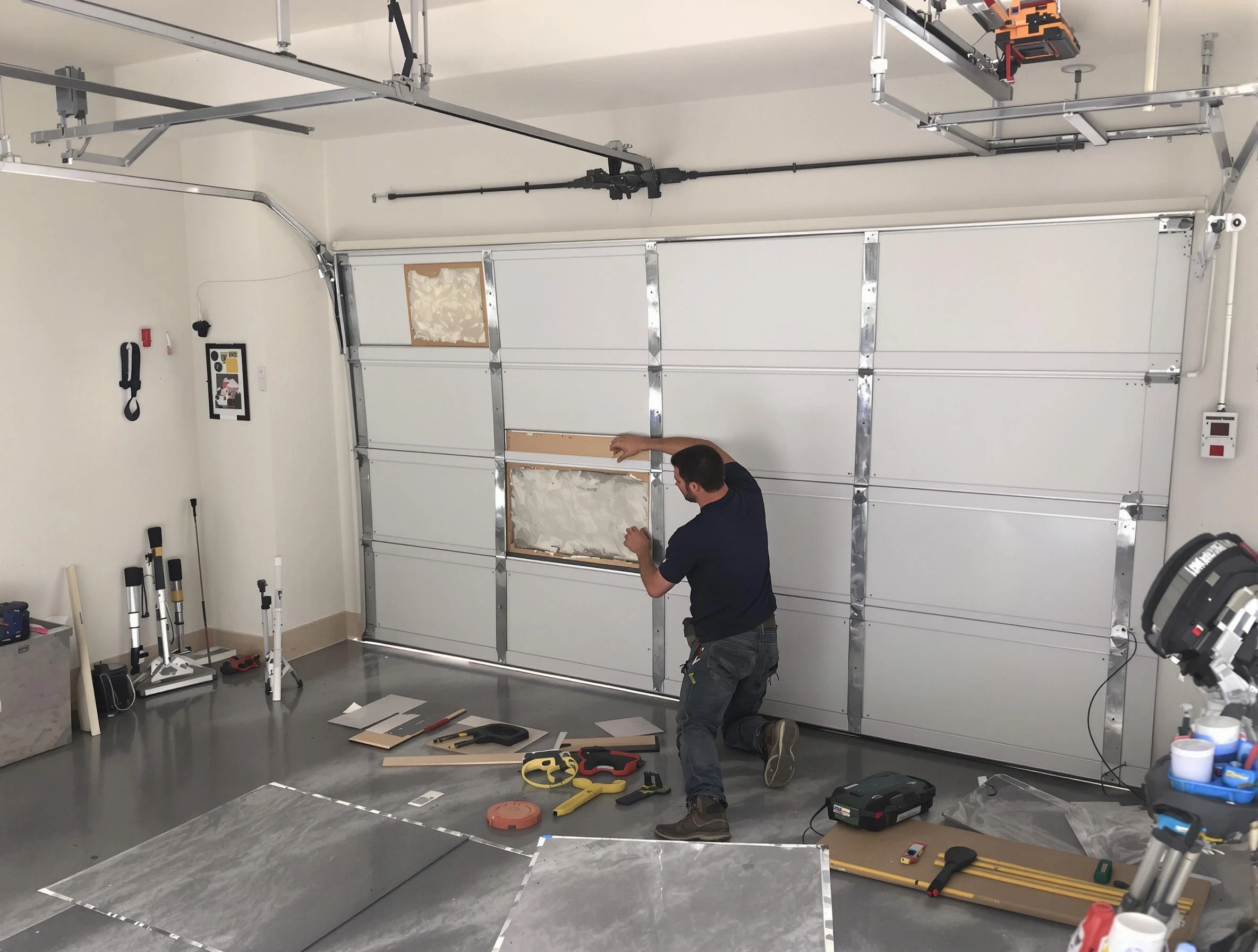 Garage Door Panel Repair in City of Orange